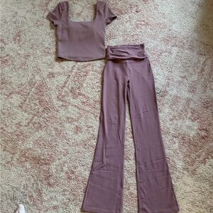 Lululemon purple athletic set